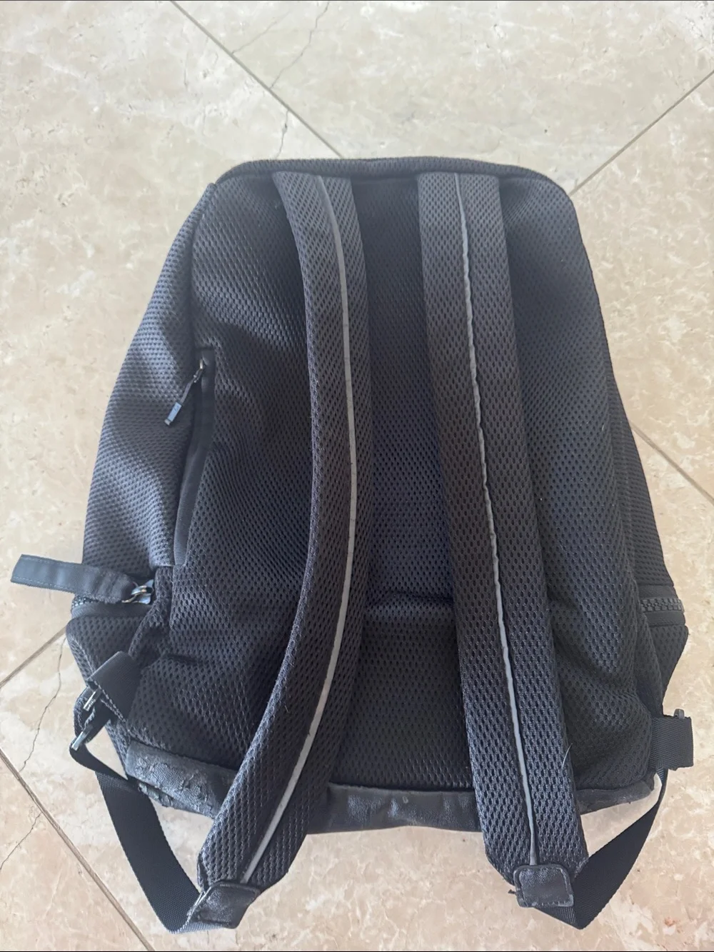 lululemon athletica Black Mesh Backpack - Men's Compact Organizer